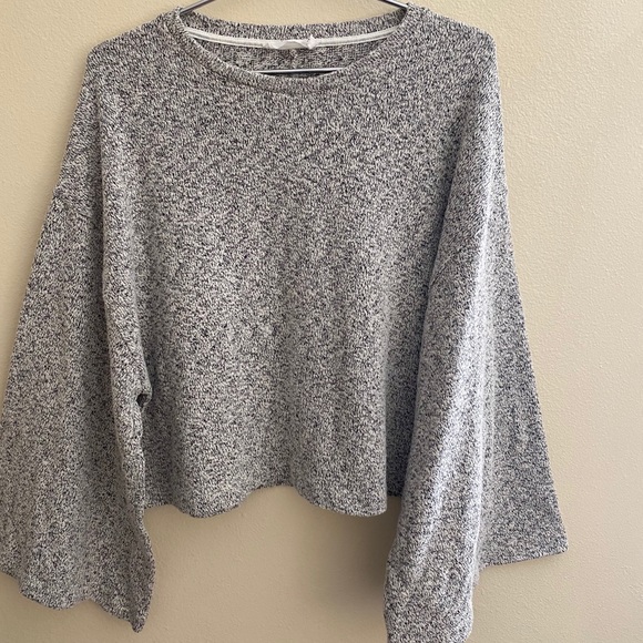 lush marled bell sleeve sweater - Picture 6 of 7